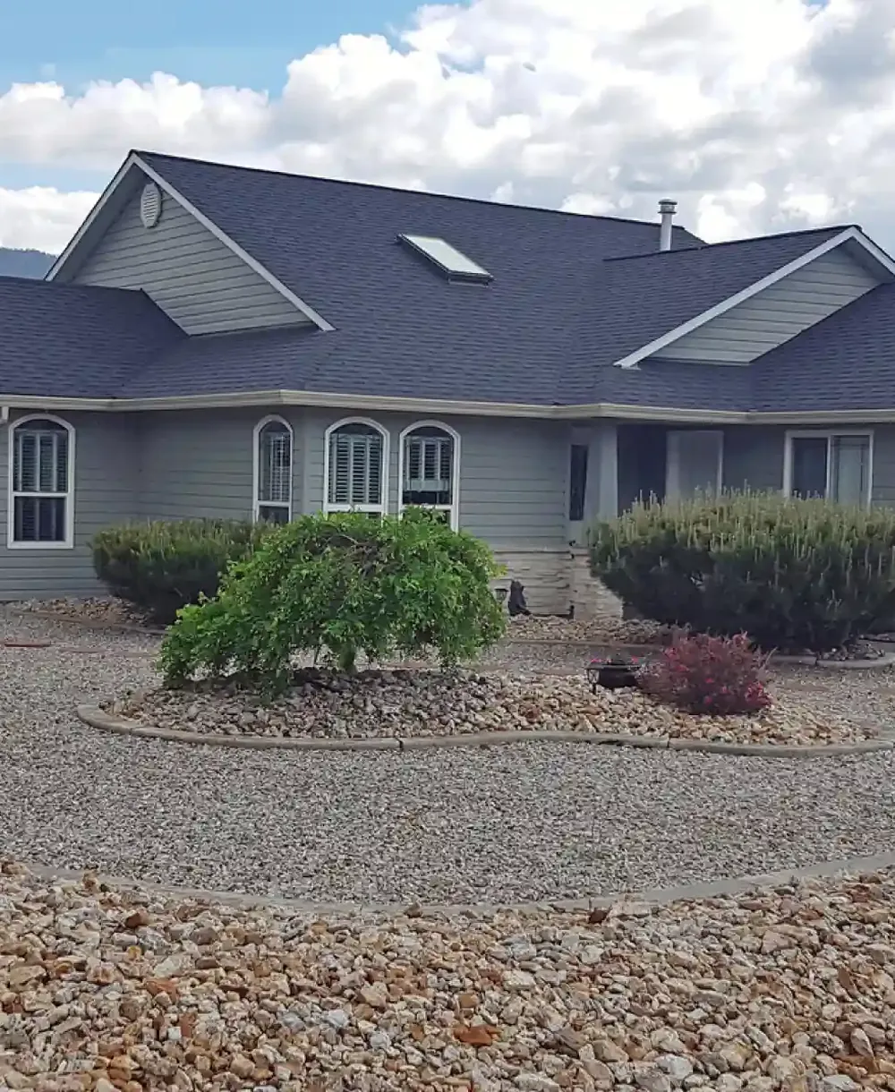 Roofing work in progress in Phoenix, Arizona
